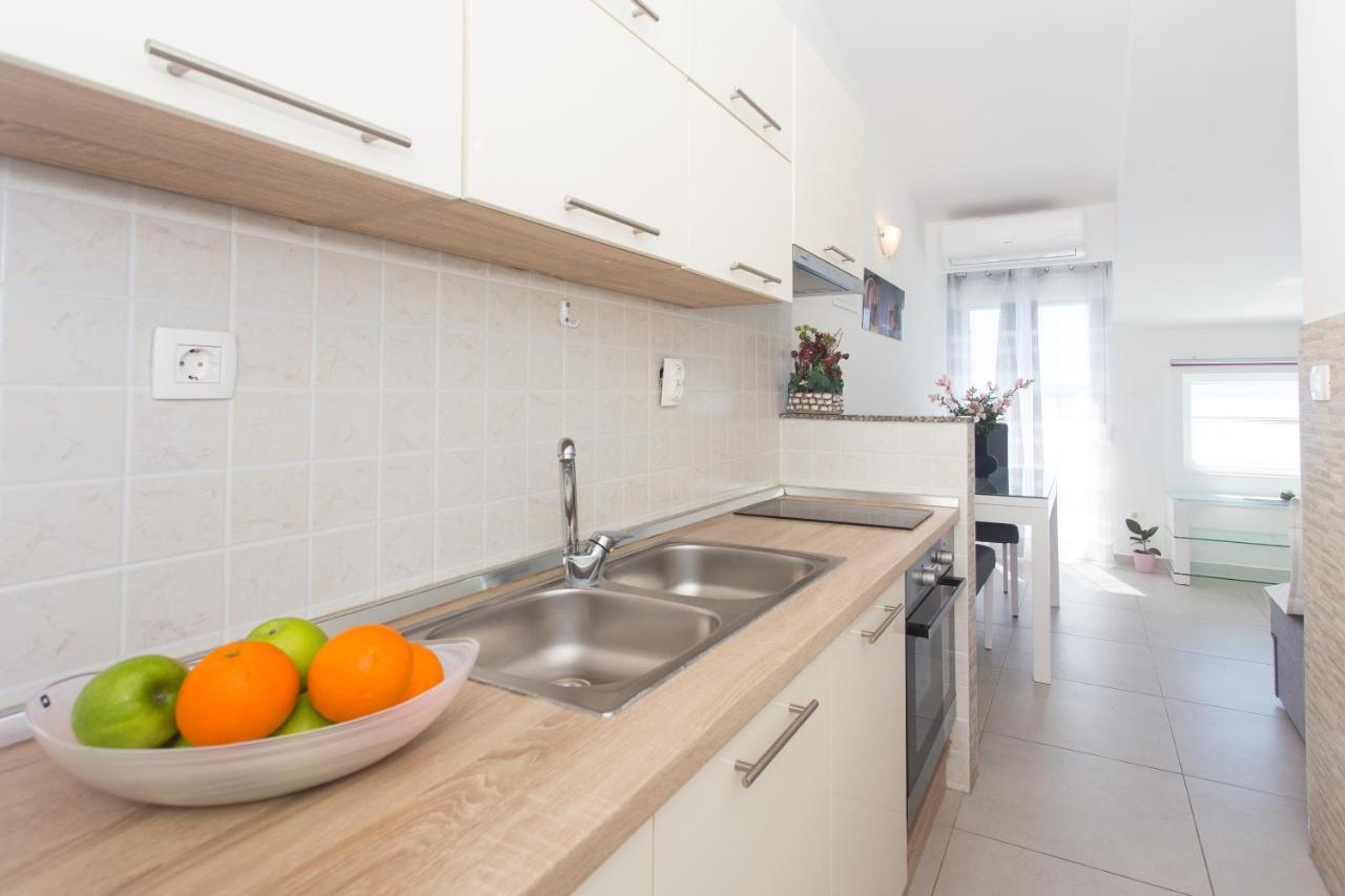 Apartments Bandic - 30 Meters To The Beach Trogir Exteriér fotografie