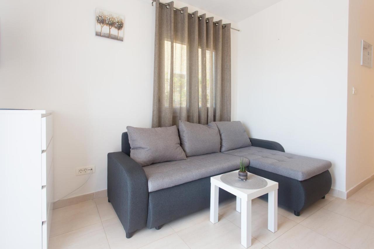 Apartments Bandic - 30 Meters To The Beach Trogir Exteriér fotografie