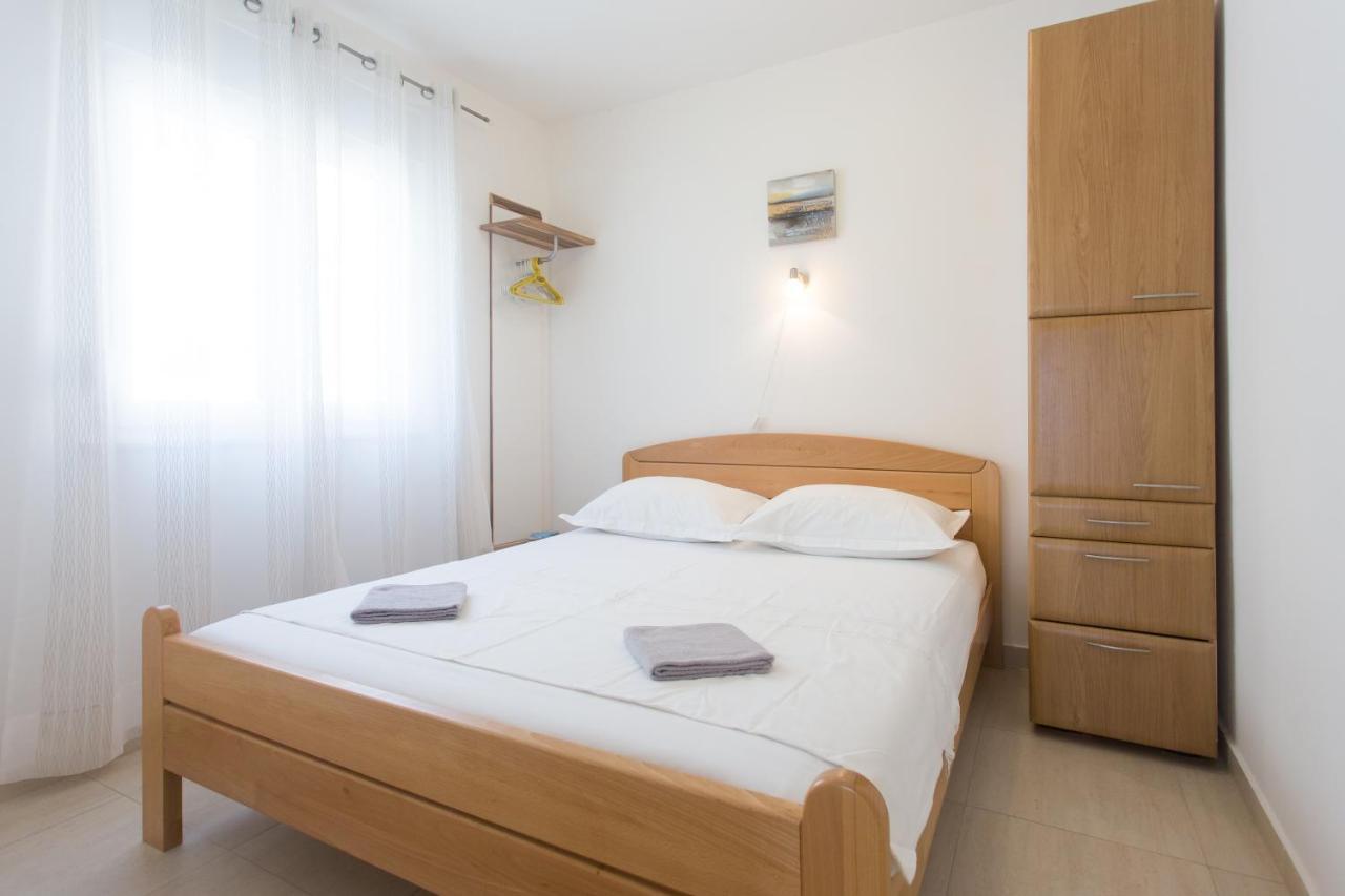 Apartments Bandic - 30 Meters To The Beach Trogir Exteriér fotografie